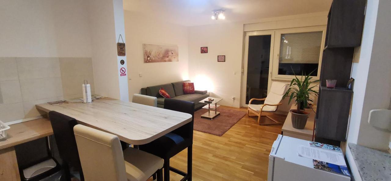 Apartment Daphnia Zagreb Ngoại thất bức ảnh